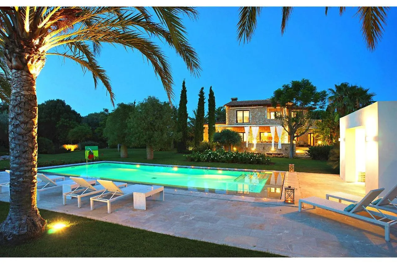 פורט דה פולנסה Finca Playa Llenaire