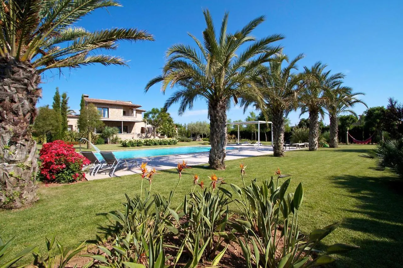 Villa Finca Playa Llenaire Port de Pollenca